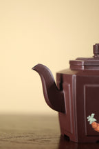 《四方特奎》 作者：高建中 研究员级高级工艺美术师 原矿百目紫茄泥，480cc，并列16孔出水