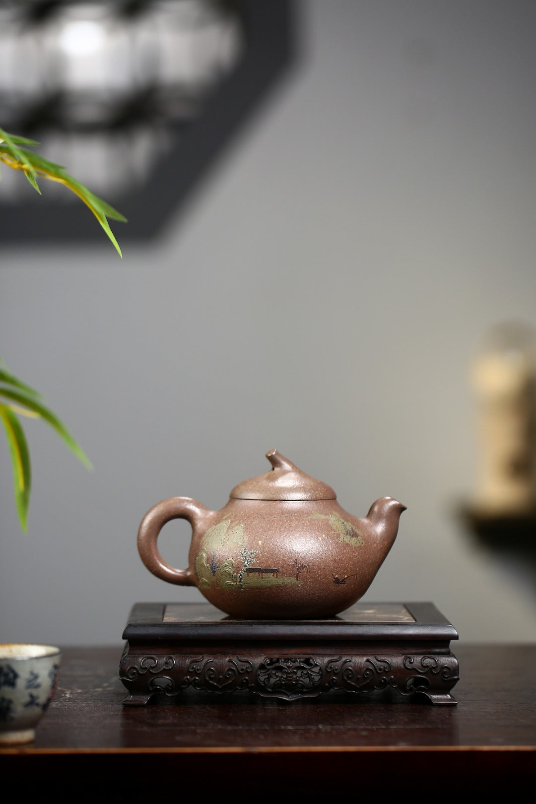 《茄瓜》 国家级高级工艺美术师 蒋亚平 原矿老玉段砂，450cc，菱形19孔出水