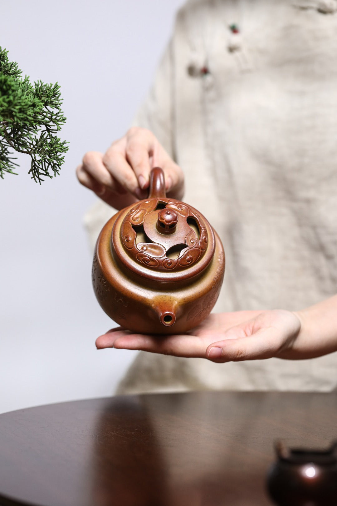 《祥龙德钟》 国家级工艺美术师 鲍玉华 鲍生泰百年冷金黄古法渐变烧，370cc