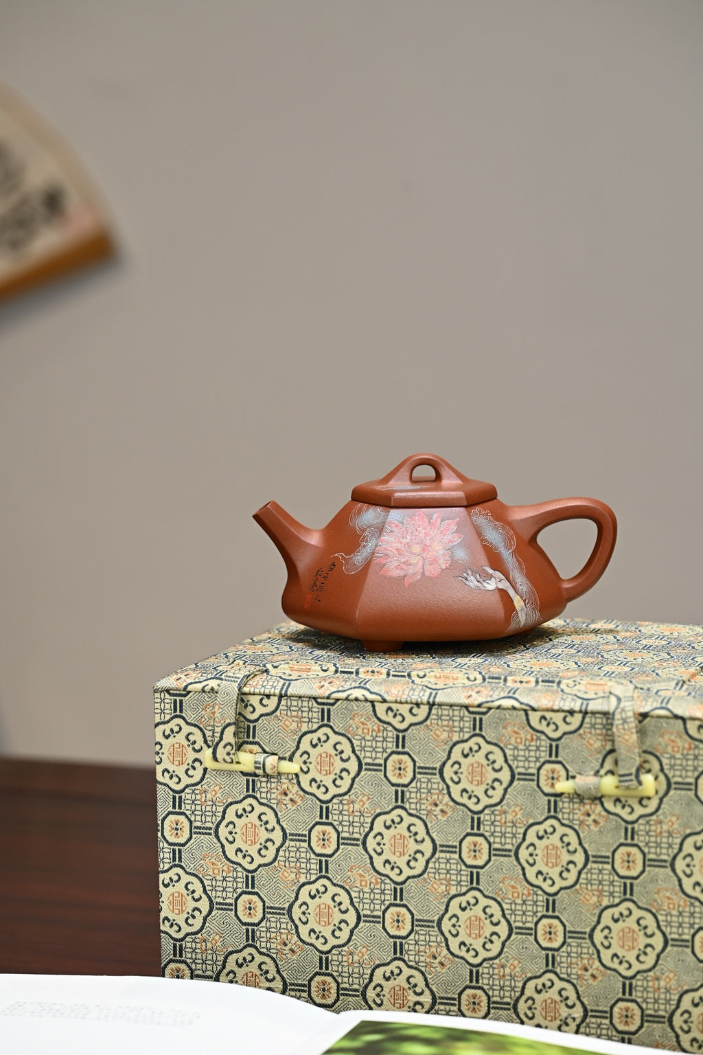 六方石瓢·全手工 （双证书）高工蒋锡坤作品 /中央美院教授李洪亮装饰 /容量300cc/景舟红泥