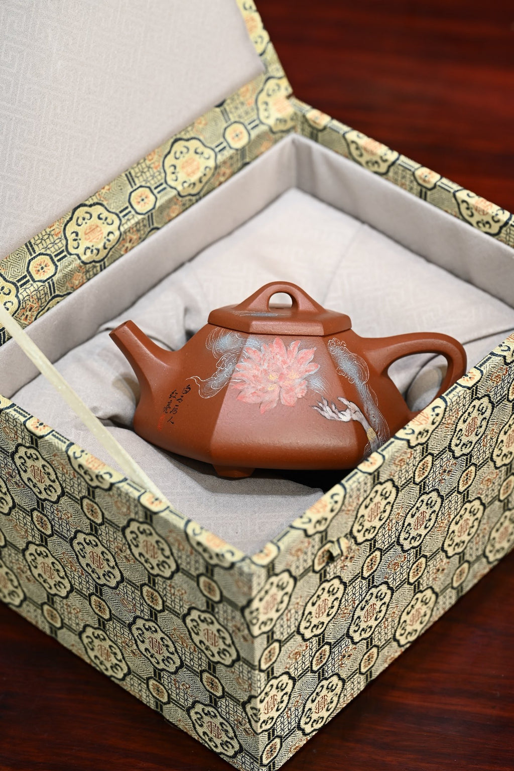六方石瓢·全手工 （双证书）高工蒋锡坤作品 /中央美院教授李洪亮装饰 /容量300cc/景舟红泥