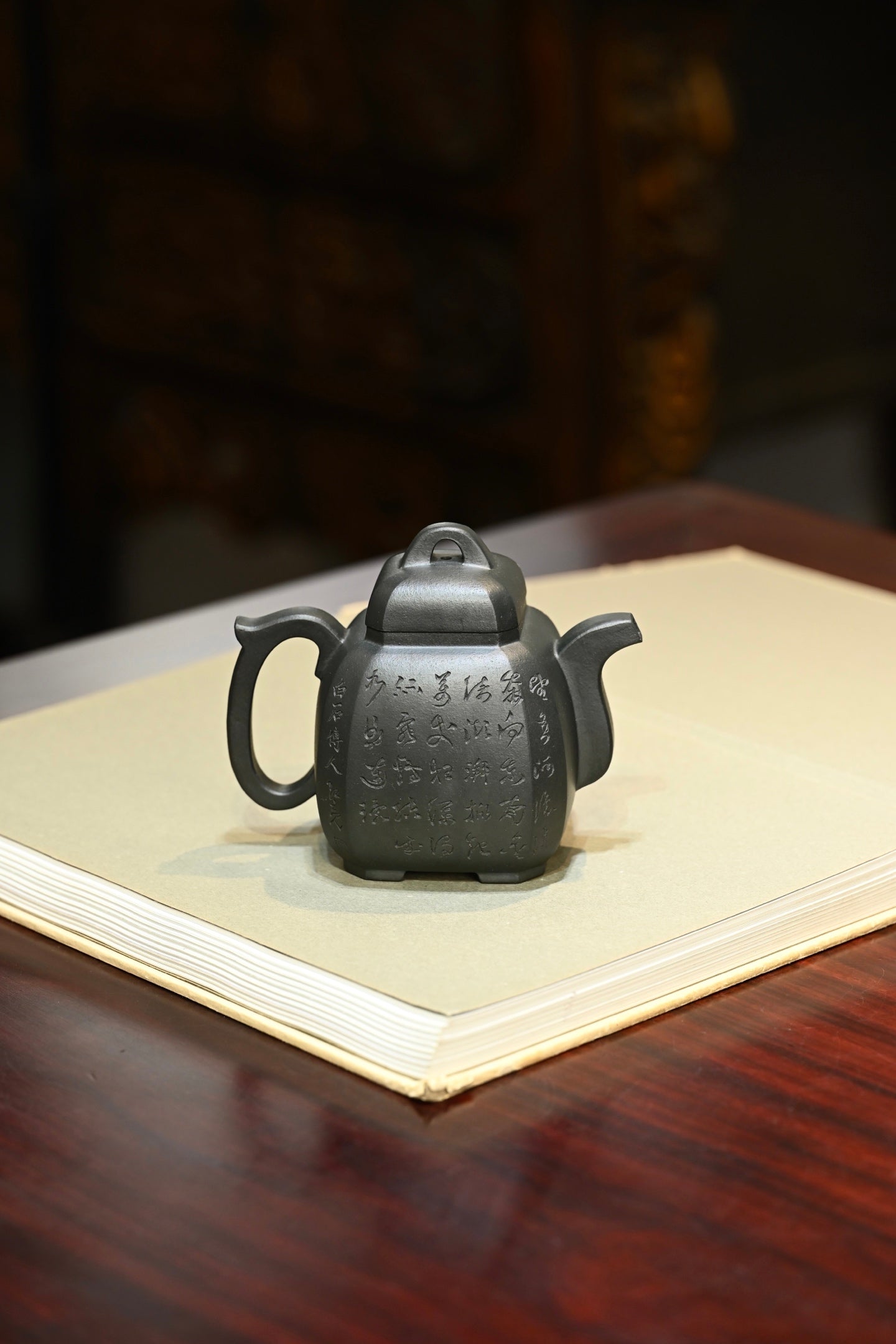 福临八方·全手工 （双证书）/高工蒋锡坤作品/中央美院教授李洪亮装饰(师从李可染）/容量280cc/可心墨绿泥