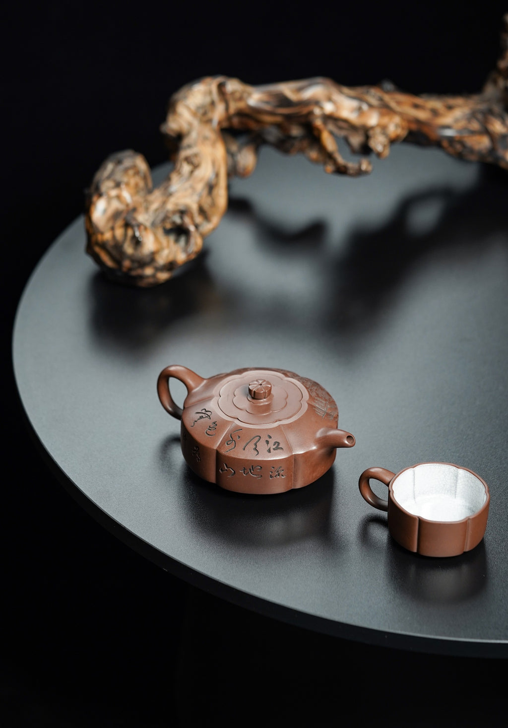 储立之大师｜中国陶瓷艺术终身成就奖获得者｜典藏重器【筋纹梅花周盘套组】原矿优质底槽清·300cc