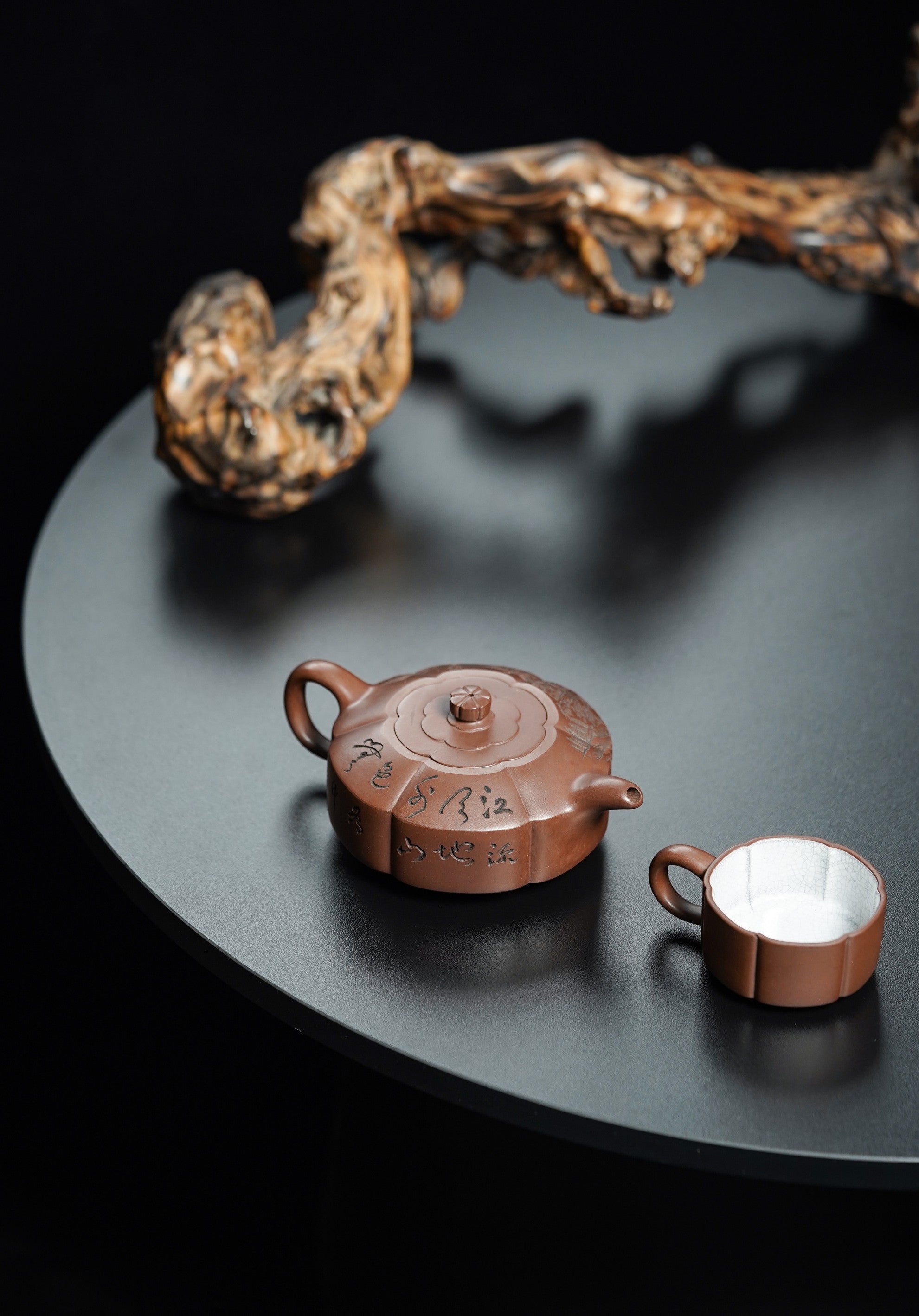储立之大师｜中国陶瓷艺术终身成就奖获得者｜典藏重器【筋纹梅花周盘套组】原矿优质底槽清·300cc