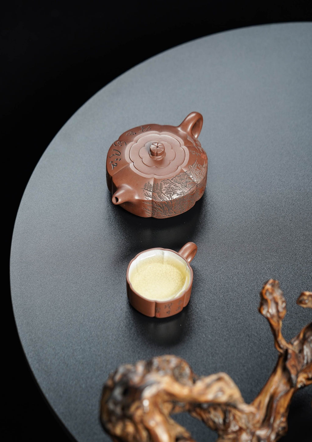 储立之大师｜中国陶瓷艺术终身成就奖获得者｜典藏重器【筋纹梅花周盘套组】原矿优质底槽清·300cc