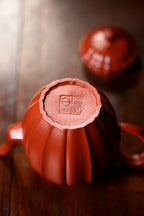研高重器 大师佳作！《筋纹宫灯》 作者：高建中 研究员级高级工艺美术师 原矿大红袍，220cc