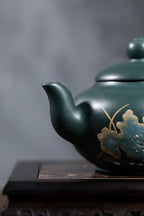 高工佳作！《扁樱》 国家级高级工艺美术师 蒋亚平 原矿家藏墨绿泥，400cc，菱形9孔出水