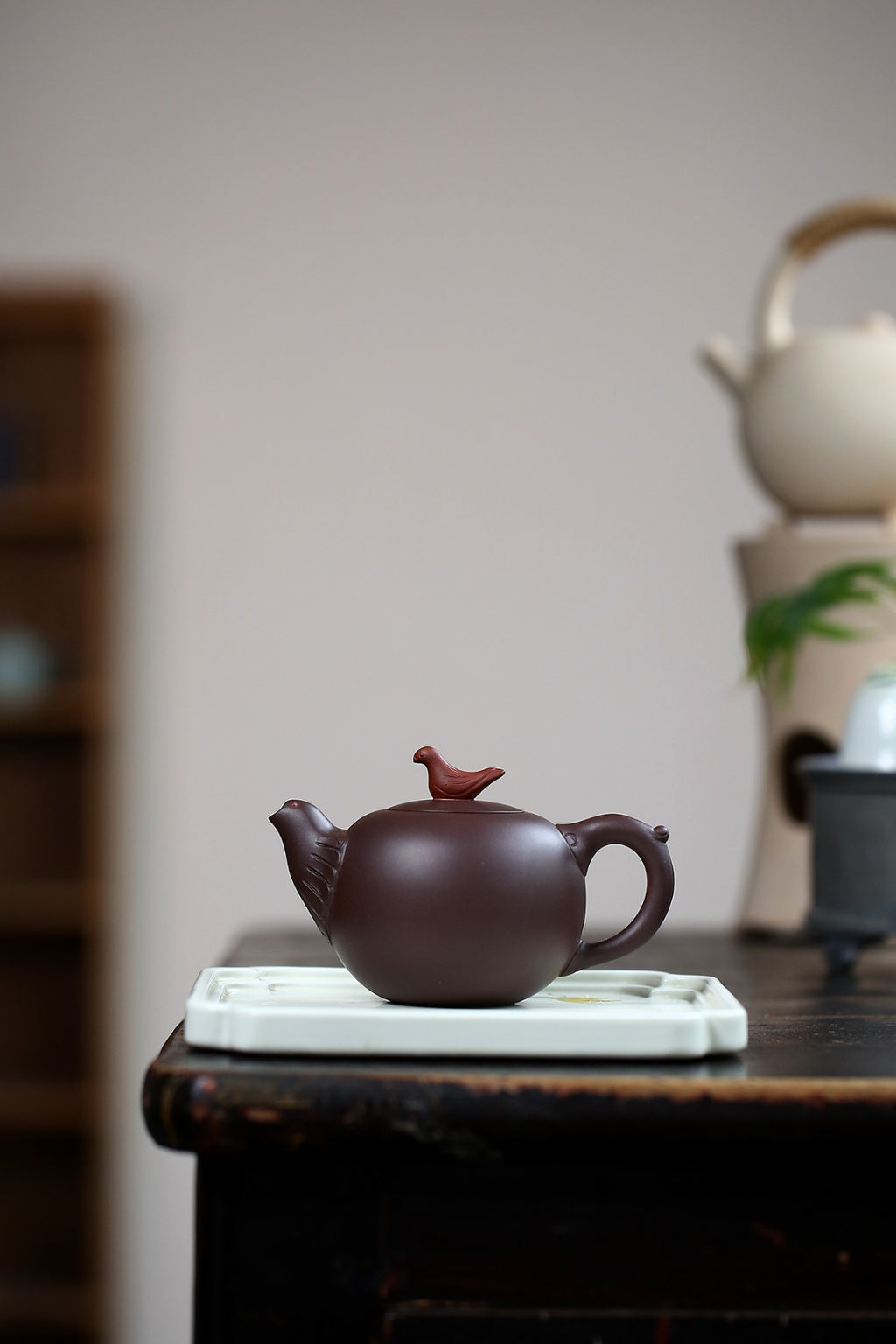 《太平盛世》 国家级工艺美术师 鲍玉华 原矿深井老紫泥，200cc，菱形14孔出水