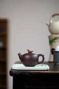 《太平盛世》 国家级工艺美术师 鲍玉华 原矿深井老紫泥，200cc，菱形14孔出水