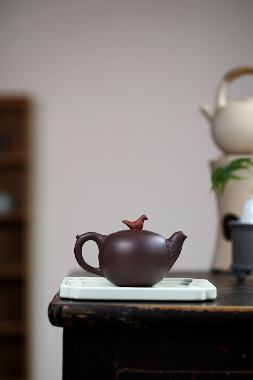 《太平盛世》 国家级工艺美术师 鲍玉华 原矿深井老紫泥，200cc，菱形14孔出水