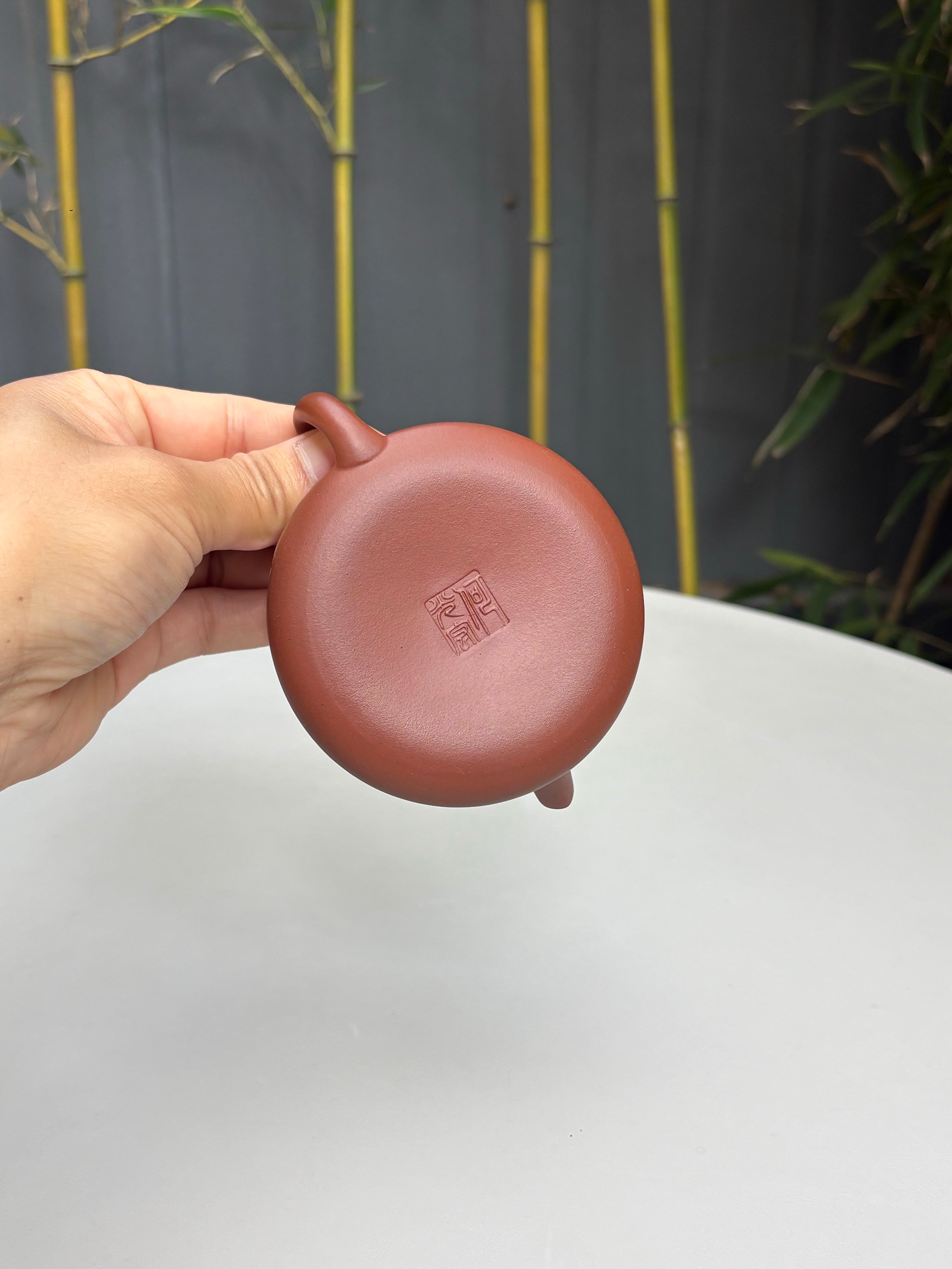 【双泰斗合璧·紫砂史巅峰】紫砂界天花板｜何光宏·邱玉林双宗师联袂创作《溪山石瓢壶》原矿极品底槽清·130cc