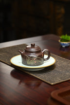 德钟·全手工 （双证书） /高工蒋锡坤作品 /中央美院教授南景黎装饰 /容量260cc/铁皮石红
