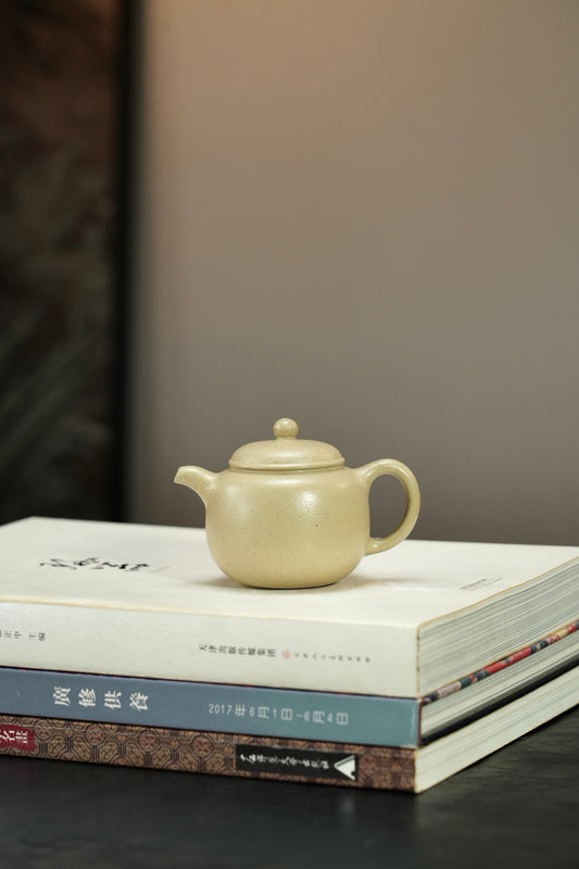 【匏尊·把玩器】 原矿优质本山绿泥·110cc·内推孔