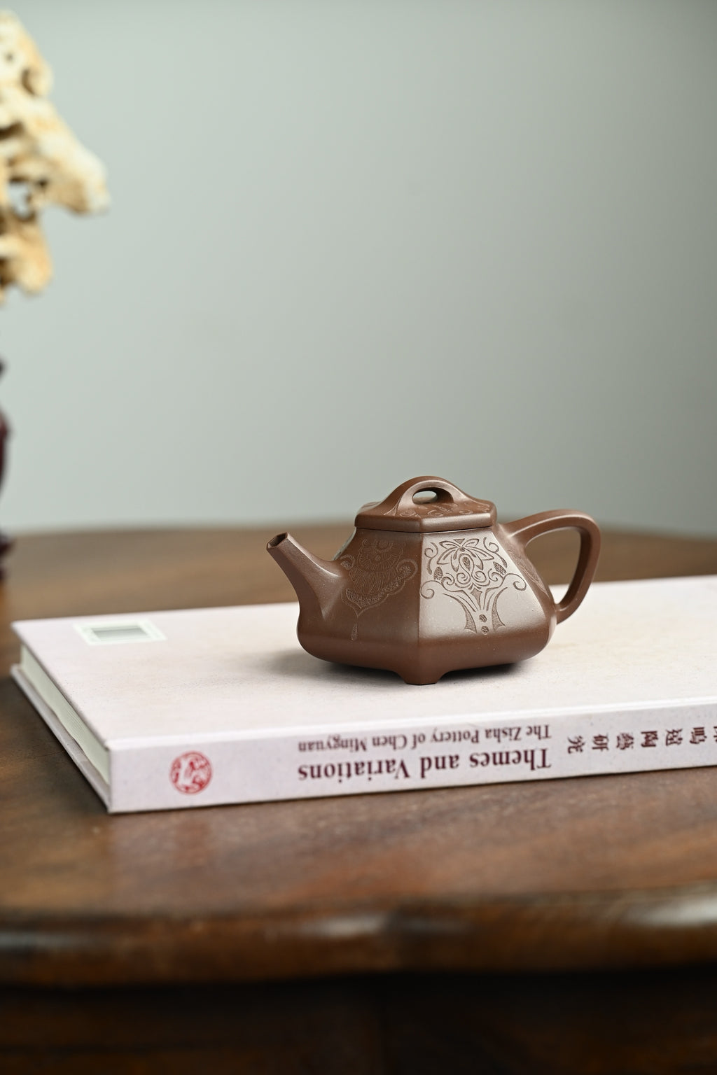 子冶石瓢·全手工/容量140cc/家藏紫泥 以六方制石瓢，各处线面挺括流畅，转折如意