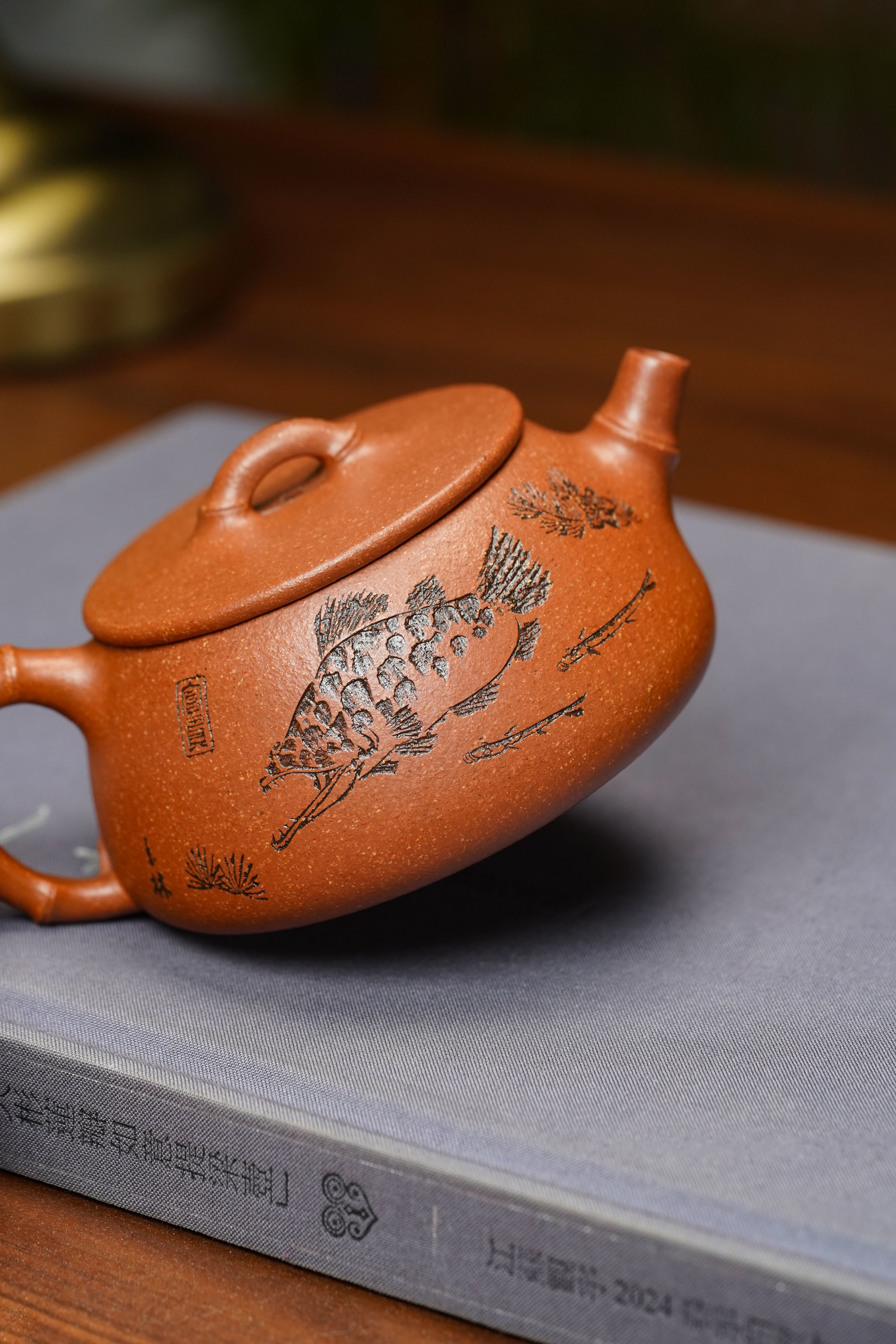 范泽锋大师高徒·省大师邱爽紫砂潜力重器【竹节大口石瓢壶】原矿优质金降坡·190cc