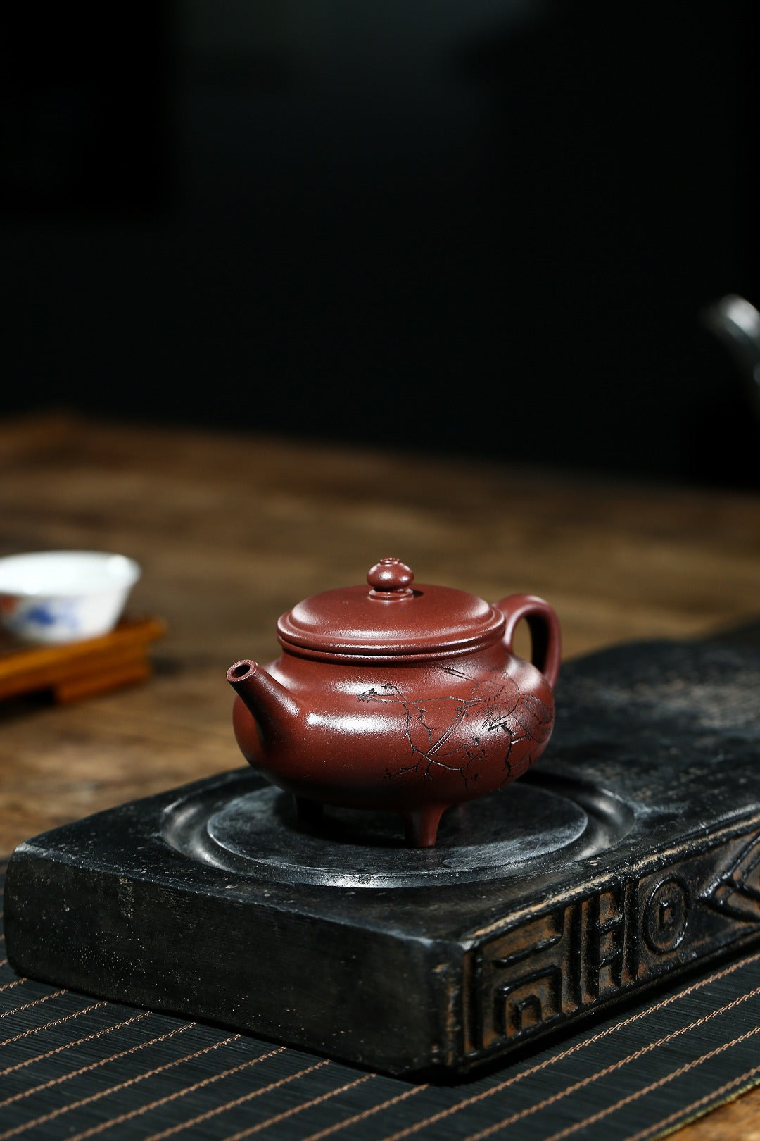 高级工艺美术师·许时娟 亲制【三足泉音壶】原矿臻品 原矿优质老紫泥· 160cc 高级工艺美术师 许时娟
