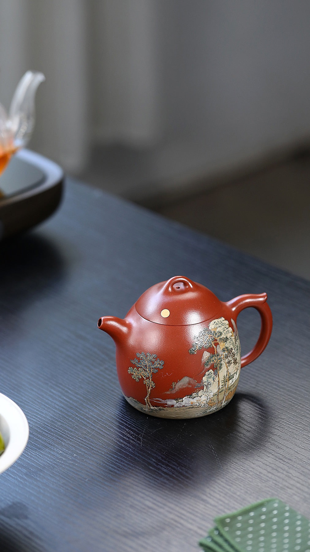 紫砂藏界顶流·泥绘神工绝配｜杜益君制壶 李金强泥绘巅峰 臻品《秦权壶》原矿极品底槽青｜500cc典藏重器｜世间仅此一件