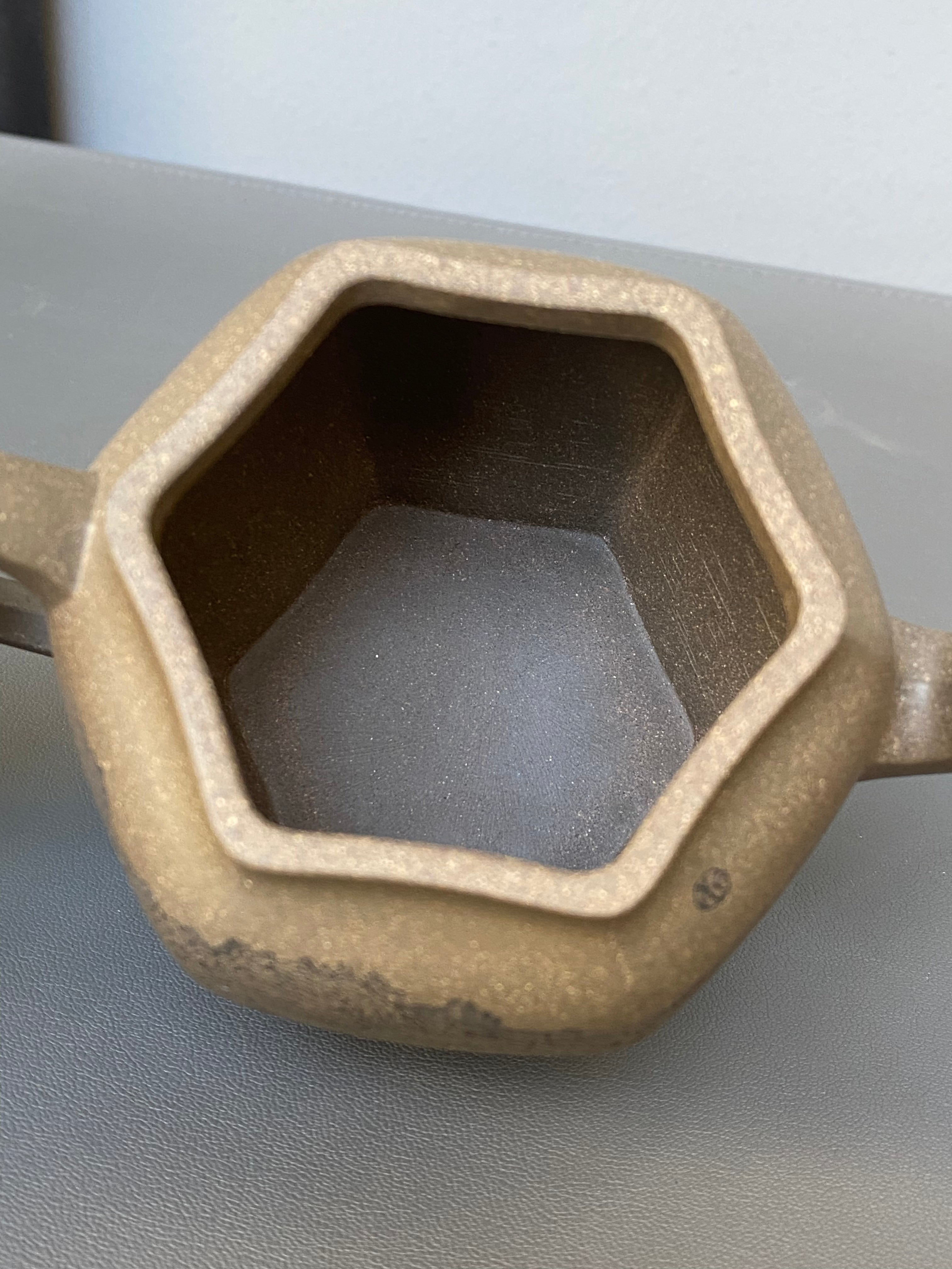 宏林山水·礼藏天下｜陈宏林大师传世巅峰臻品【六方宫灯壶】原矿极品松华青段·260cc