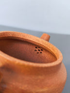 程辉大师 紫砂界的功勋级领军人物·精品佳作《牛盖德钟壶》原矿极品老段泥·450cc