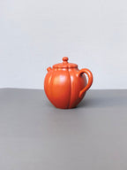程辉大师 紫砂界的功勋级领军人物·精品佳作《筋纹秋水壶》原矿极品朱泥·160cc