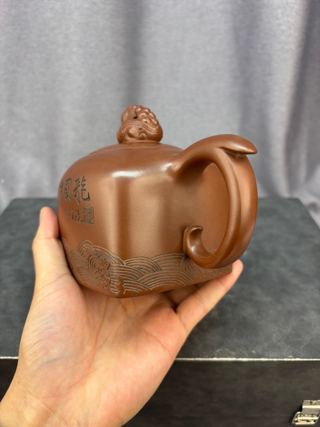 【程辉大师代表作】中国陶瓷艺术终身成就奖·省大师程辉·入册款代表作《国玺龙壶》原矿极品底槽青·500cc