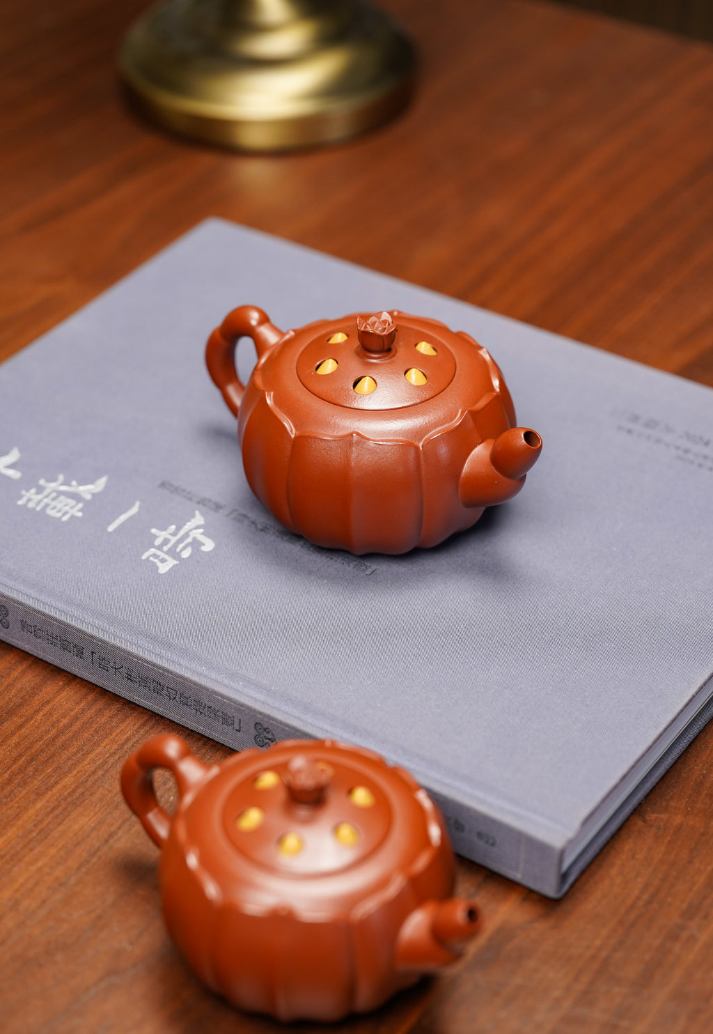 紫砂非遗花器泰斗·蒋蓉唯一嫡传｜蒋艺华亲制巅峰臻品【莲子壶】原矿极品大红袍+黄金段·270cc