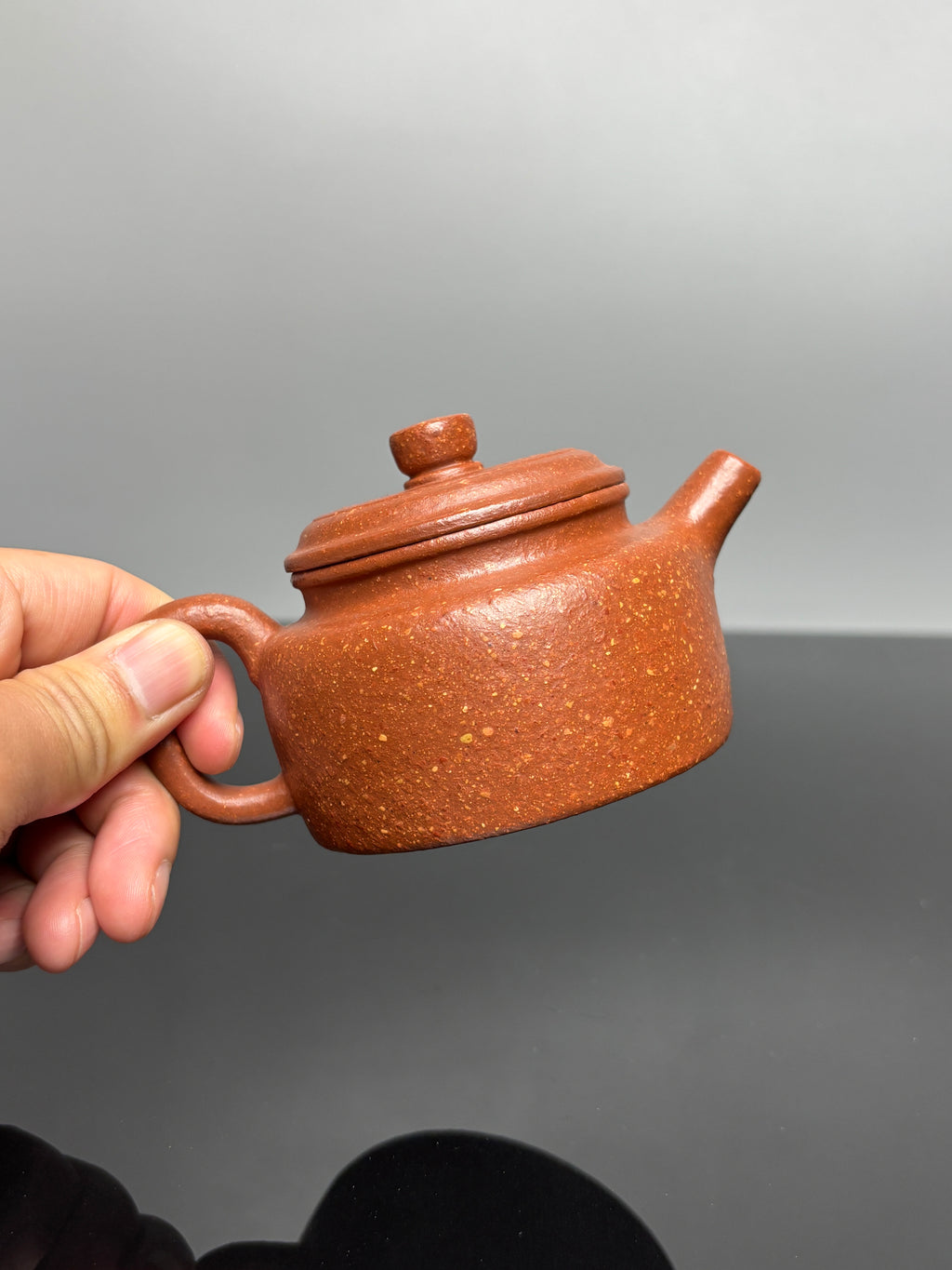 范泽锋大师高徒·省大师邱爽紫砂潜力重器【德钟壶】原矿优质降坡泥·180cc