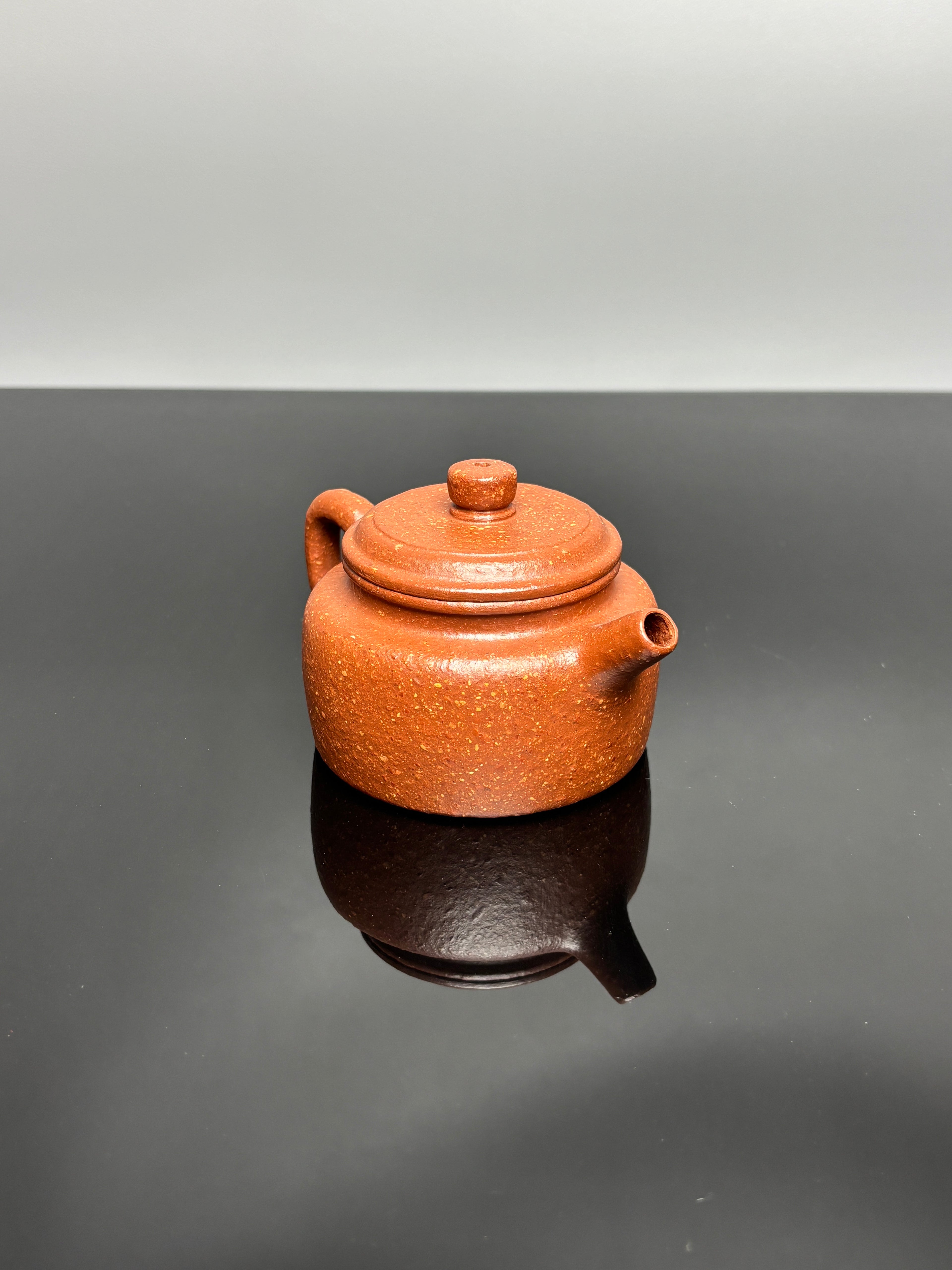 范泽锋大师高徒·省大师邱爽紫砂潜力重器【德钟壶】原矿优质降坡泥·180cc