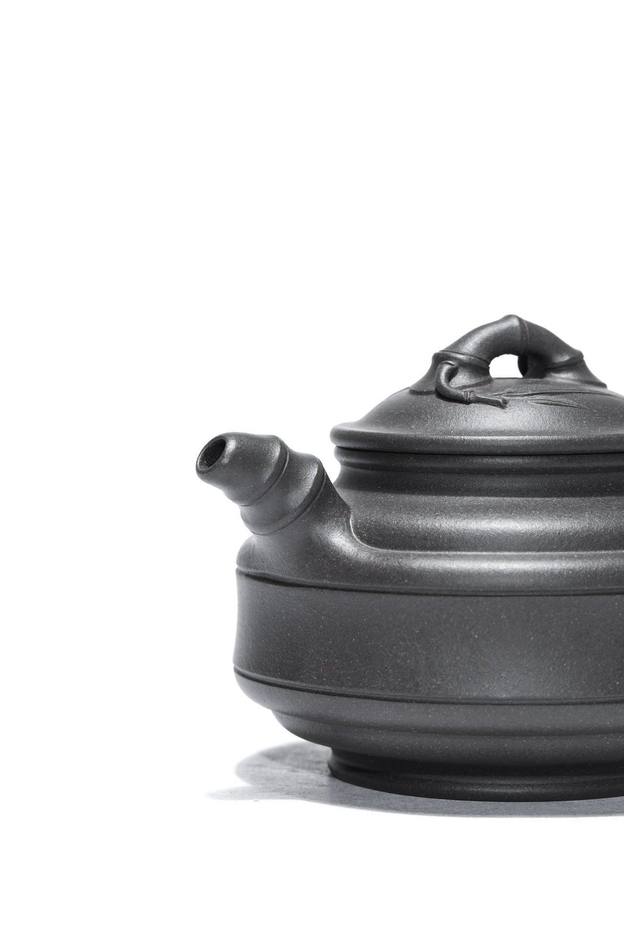 紫砂珍藏级精品｜省大师吴培林高徒·王雅丽 制【双线竹鼓壶】原矿极品天青泥·200cc