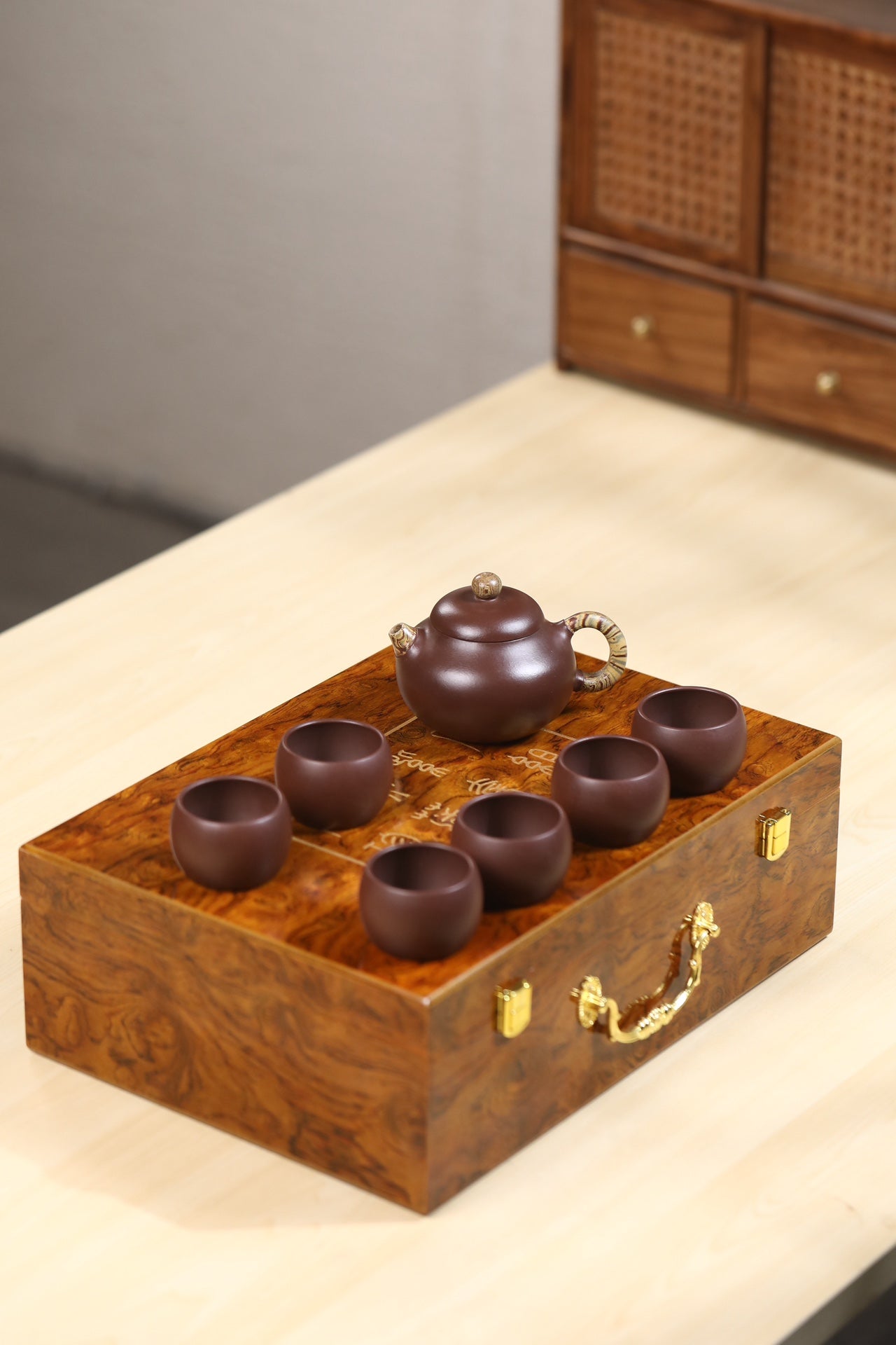 送礼首选·宜兴原矿紫砂·金丝楠木纹礼盒高档包装，送礼自用皆宜《文旦壶》原矿优质老紫泥·250cc