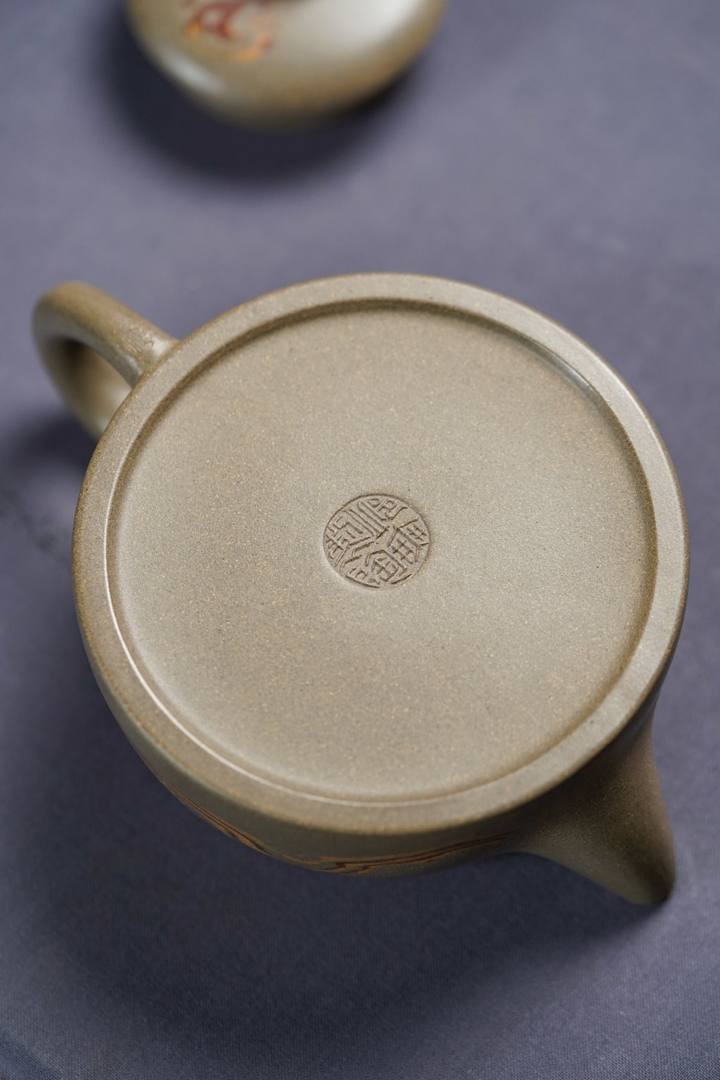 范泽锋大师高徒·省大师邱爽紫砂潜力重器【天际壶】雨花石 原矿极品蟹壳青·190cc
