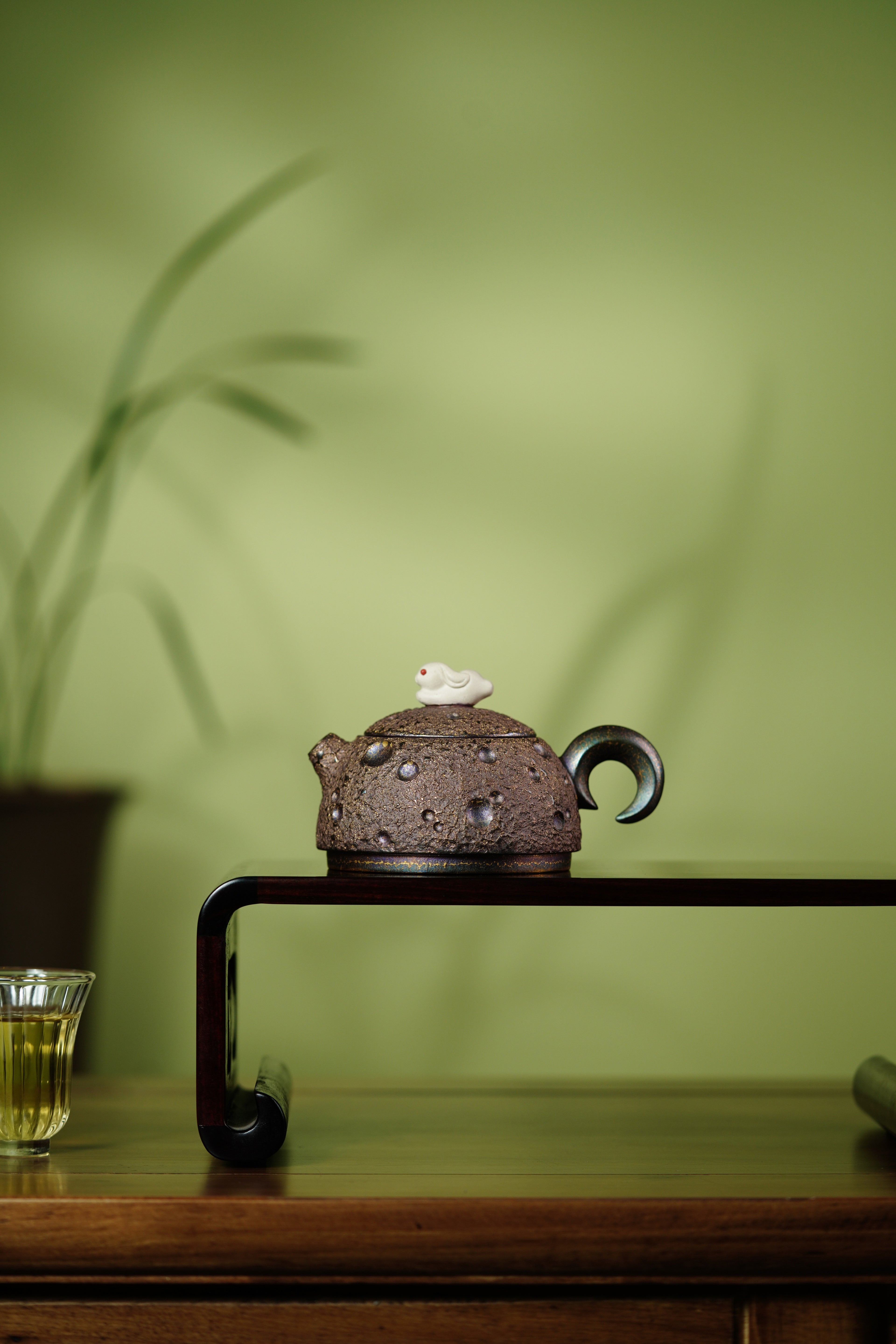 新品🉐紫砂与雕塑融合·原创艺术重器【奔月壶】原矿优质紫茄泥·200cc 原创紫砂艺术家·朱红景