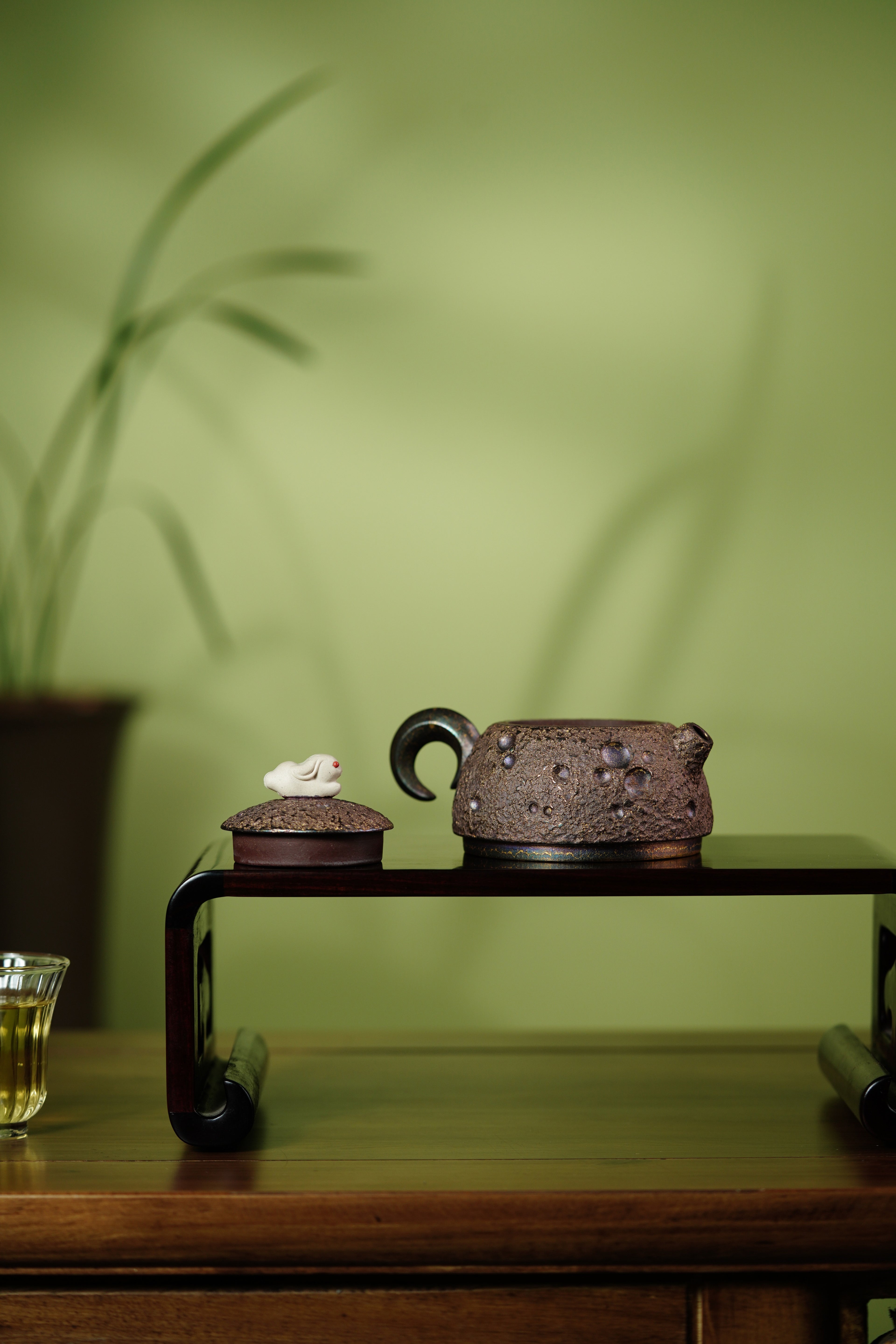 新品🉐紫砂与雕塑融合·原创艺术重器【奔月壶】原矿优质紫茄泥·200cc 原创紫砂艺术家·朱红景