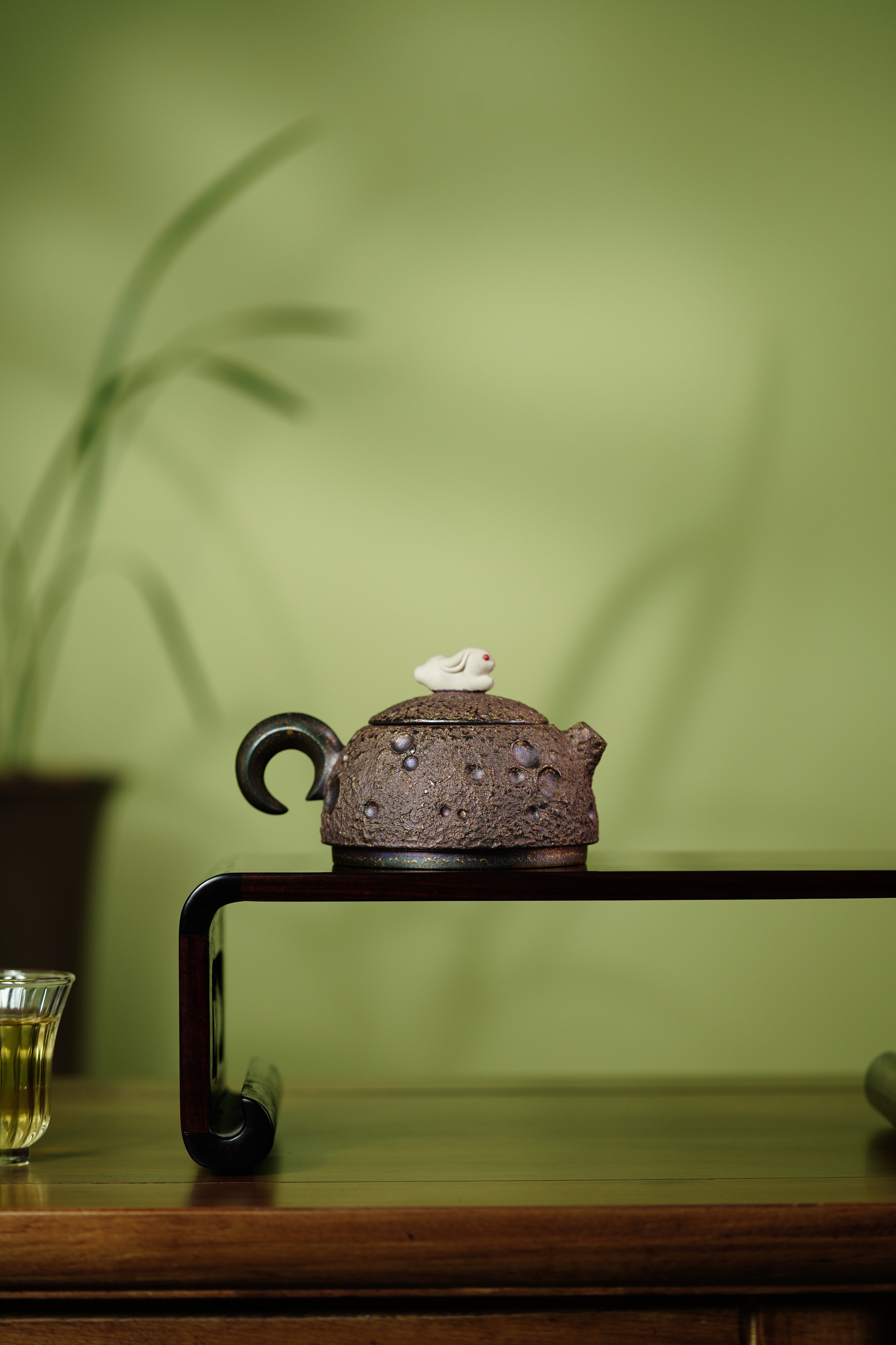新品🉐紫砂与雕塑融合·原创艺术重器【奔月壶】原矿优质紫茄泥·200cc 原创紫砂艺术家·朱红景