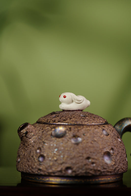 新品🉐紫砂与雕塑融合·原创艺术重器【奔月壶】原矿优质紫茄泥·200cc 原创紫砂艺术家·朱红景