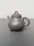 工艺美术师·精致小品佳作《三足鼎壶》收藏重器！原矿天青泥古法还原烧·150cc