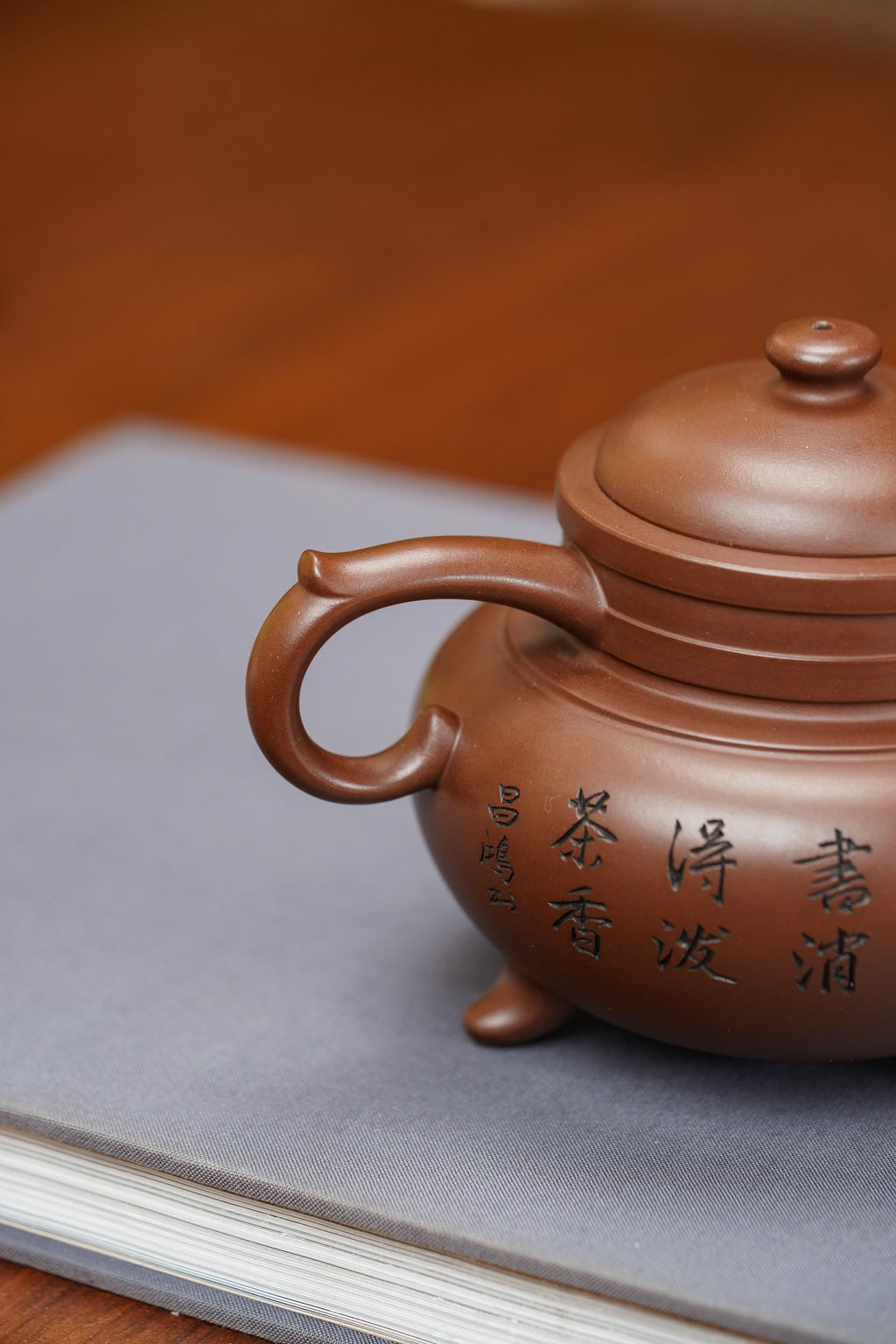 顾景舟大师高徒·双国大师李昌鸿之作【金鼎壶】原矿优质文革老紫泥·375cc