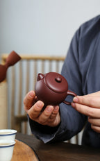 【文旦】 制壶：范俊华 (国家级工艺美术师） 泥料：原矿紫泥 容量：140cc