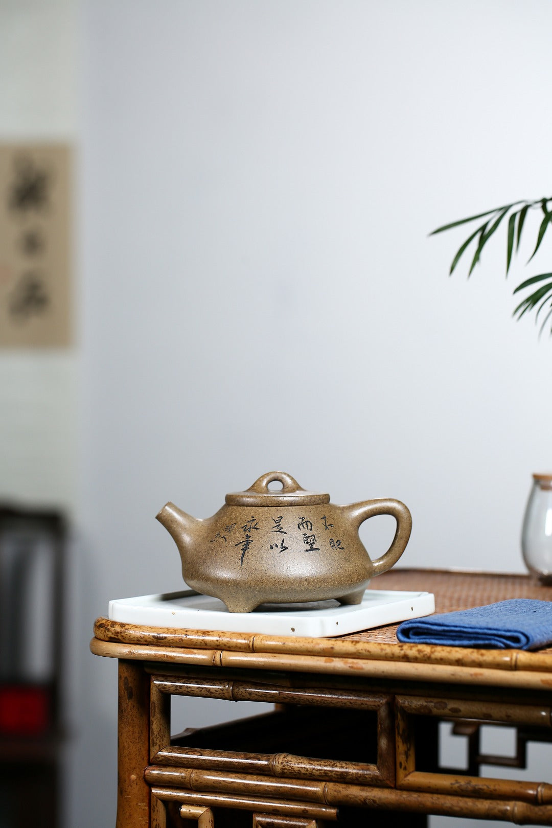 【子冶石瓢】 制壶：许夕萍（国家级助理工艺美术师） 泥料：原矿稀有龙背青 容量：350cc