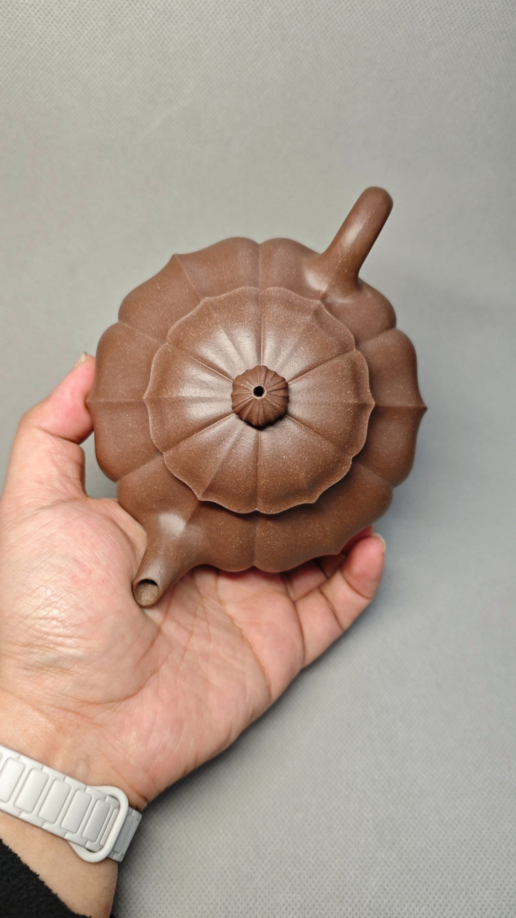 证书全配套 【筋纹虚扁】制壶：焦亚强 (国家级工艺美术师) 泥料：原矿紫玉金砂 容量：320cc