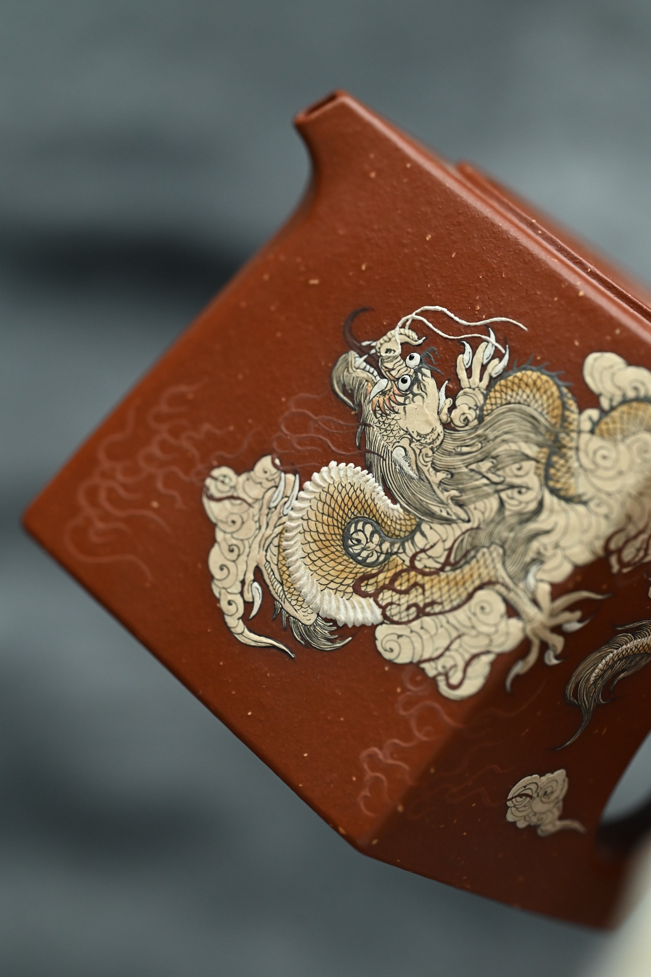 祥龙献瑞·全手工 多届全手工大赛二等奖大拍陶手吴涛作品/泥绘名家褚萍泥绘 /容量310cc/极品朱砂