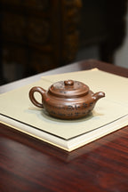 扁腹·全手工 （省大师桑黎兵刻绘+双证书） /紫砂十二精英之首，省大师桑黎兵儿子桑崧杰作品 /容量350cc/特级紫泥