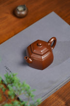 【耿浩方器 礼藏双绝】 紫砂80后方器巨匠·耿浩巅峰之作《锦亭六方壶》原矿极品紫朱泥·260cc