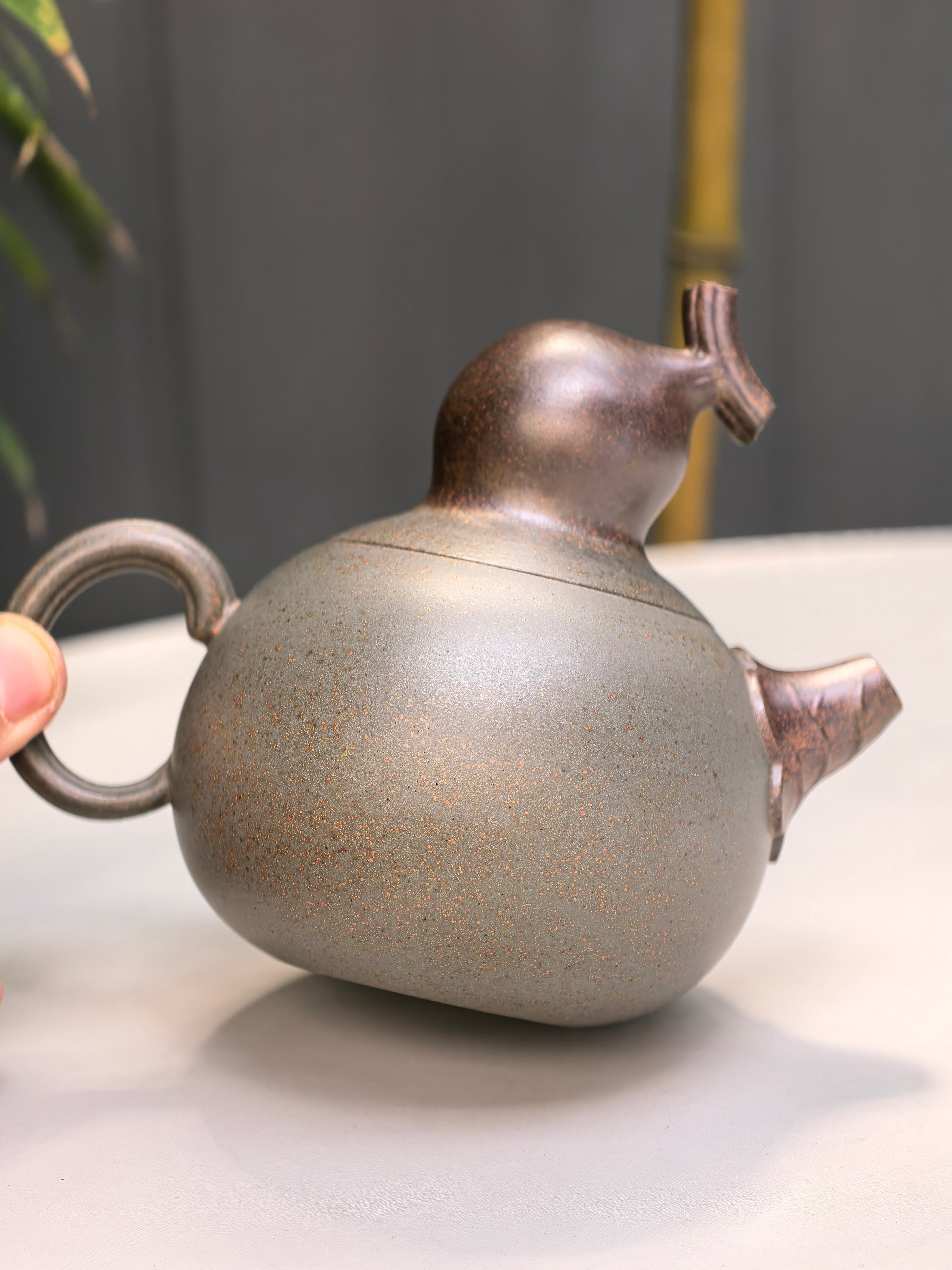新品❤️朱红景 | 紫砂与雕塑融合·原创艺术重器【福禄壶】原矿优质 天青泥柴烧·230cc