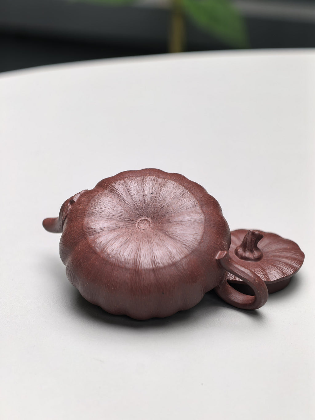 超级小南瓜（双色款）·70CC精品把玩器，内推球孔 手工制作·高端茶客必备 小草书文气十足 原矿老紫泥