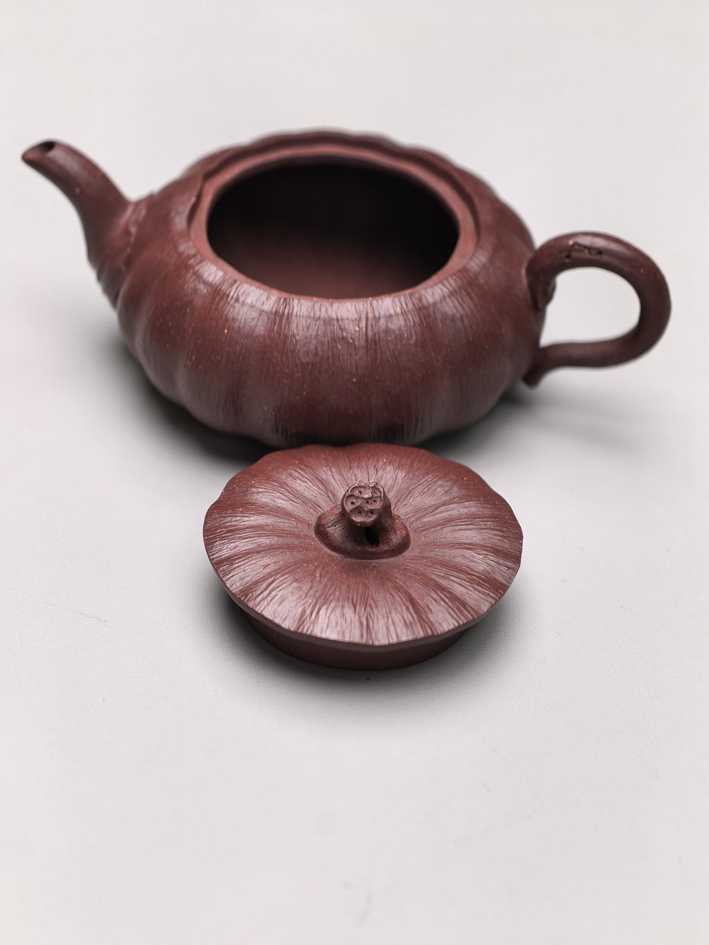 超级小南瓜（双色款）·70CC精品把玩器，内推球孔 手工制作·高端茶客必备 小草书文气十足 原矿老紫泥