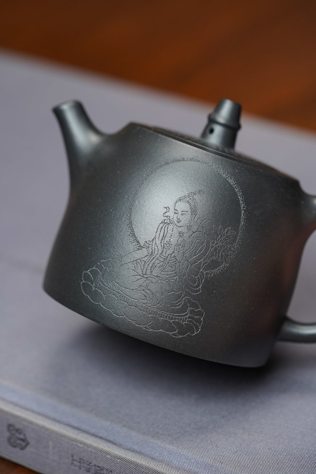 一器藏心经·紫砂纳万福｜郑求标大师｜双心经至尊臻品【汉铎壶】原矿极品底槽清还原烧·220cc