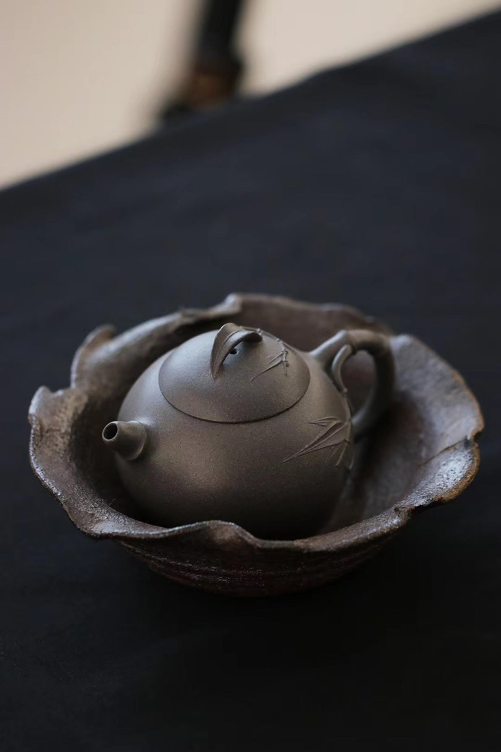 紫砂珍藏级精品｜省大师吴培林高徒·王雅丽 制【文竹壶】极品天青泥·160cc
