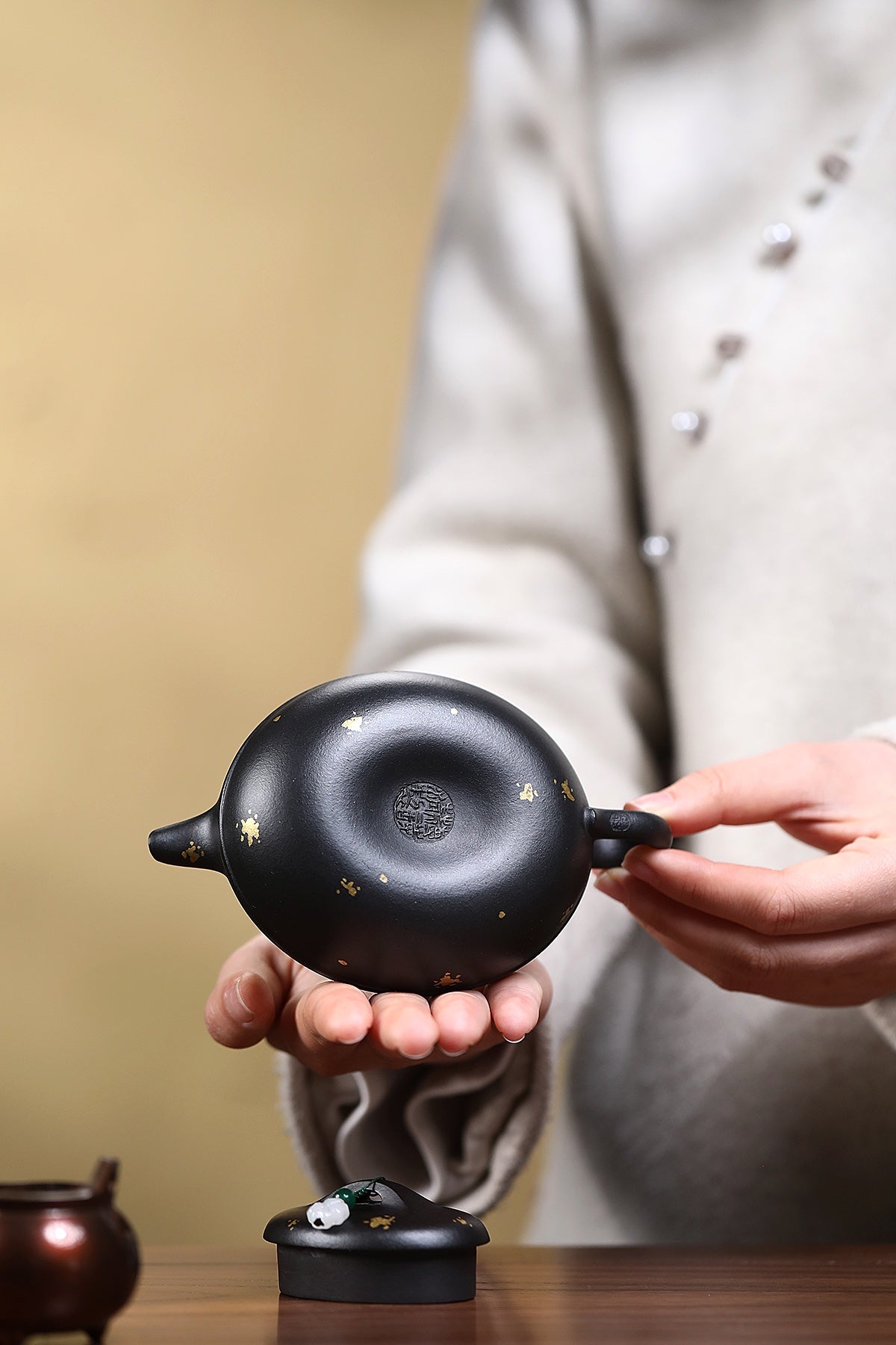 紫砂重器·椭圆线圆｜蒋诗情原矿底槽清还原烧·洒金雅器｜巅峰力作 原矿底槽清还原烧·160cc