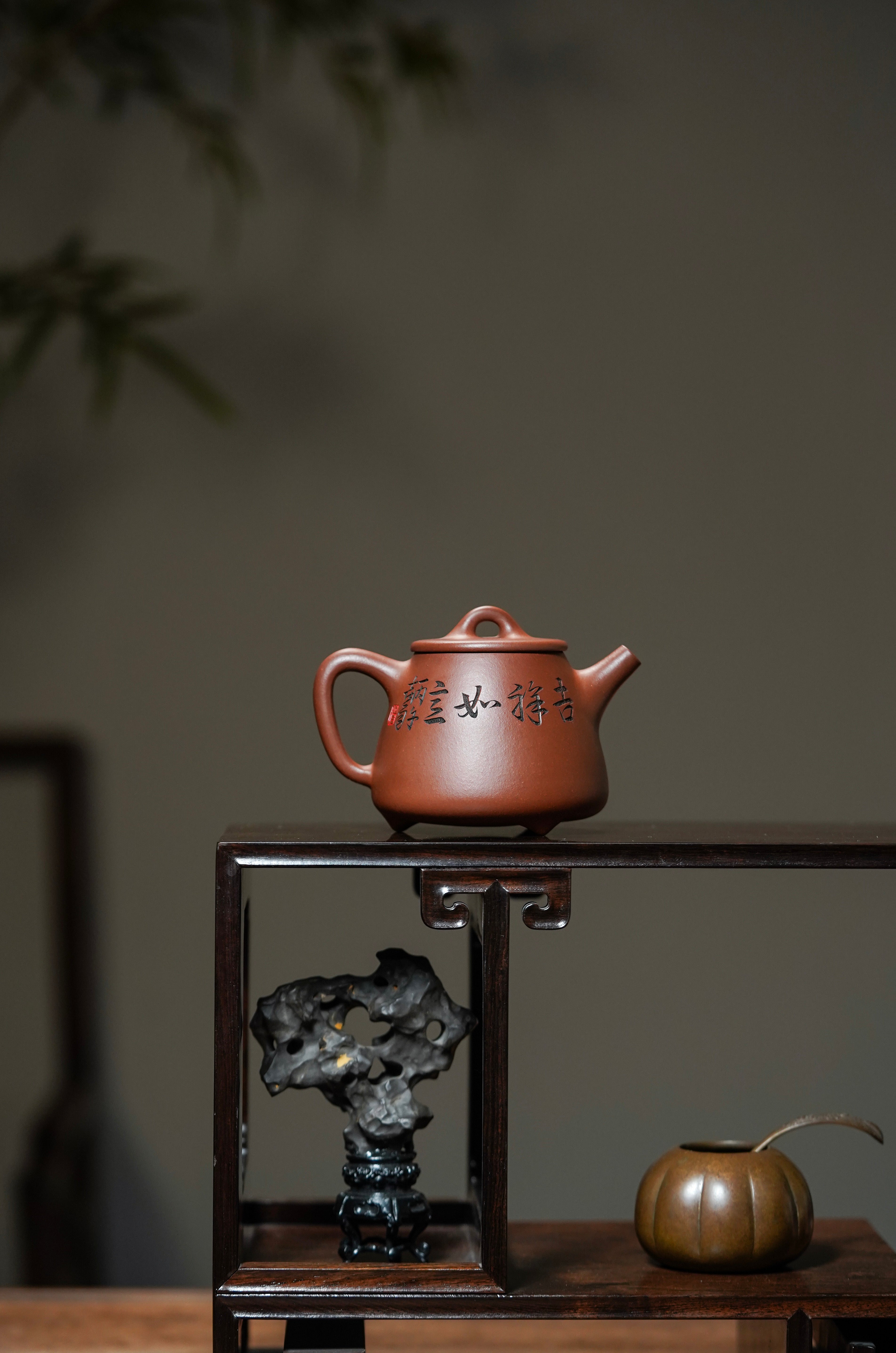 中华神刀·刻绘巅峰 博物馆同款｜杨喜雨大师陶刻巅峰臻品·博物馆同款《高石瓢壶》原矿极品底槽清·230cc